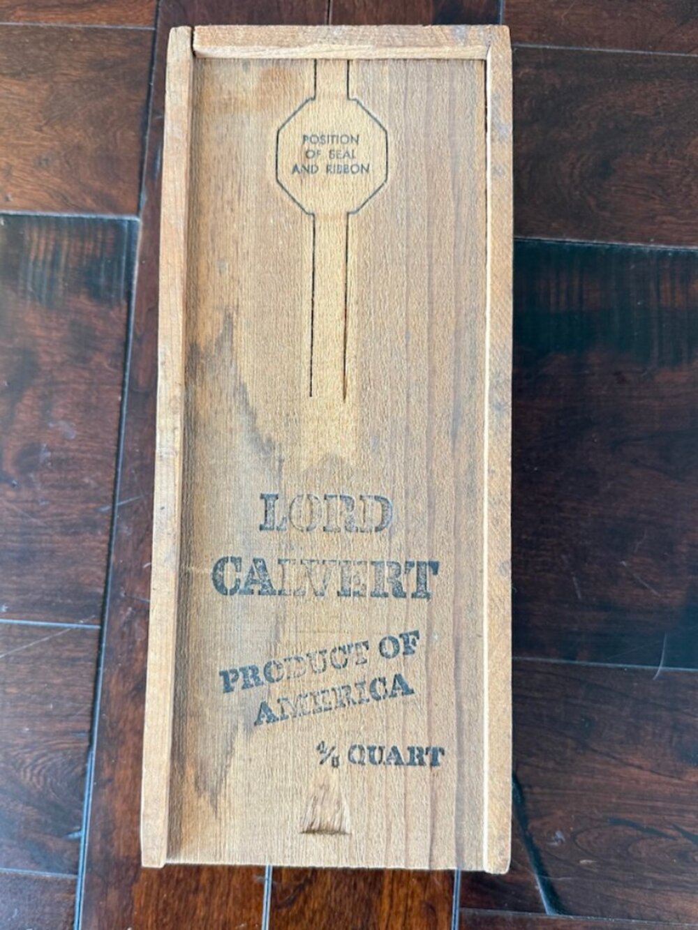 Vintage Lord Calvert Whiskey Wood 4/5 Quart Shipping Dovetail Box